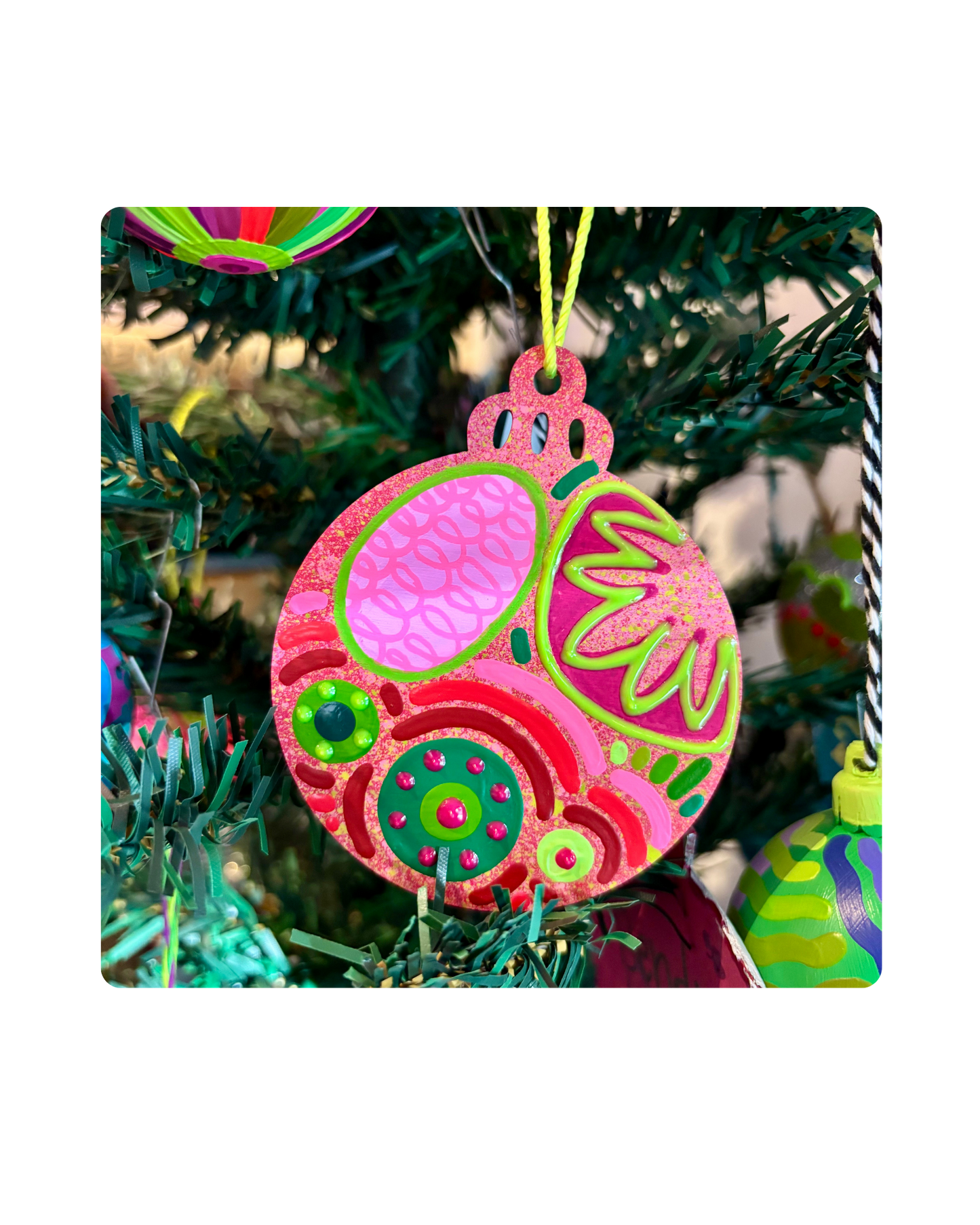 mystery 2d ornament!